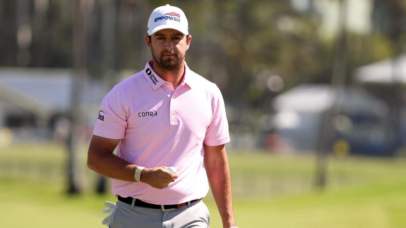 Davis Riley takes lead at 2026 Sony Open in Hawai'i as Nick Taylor ...